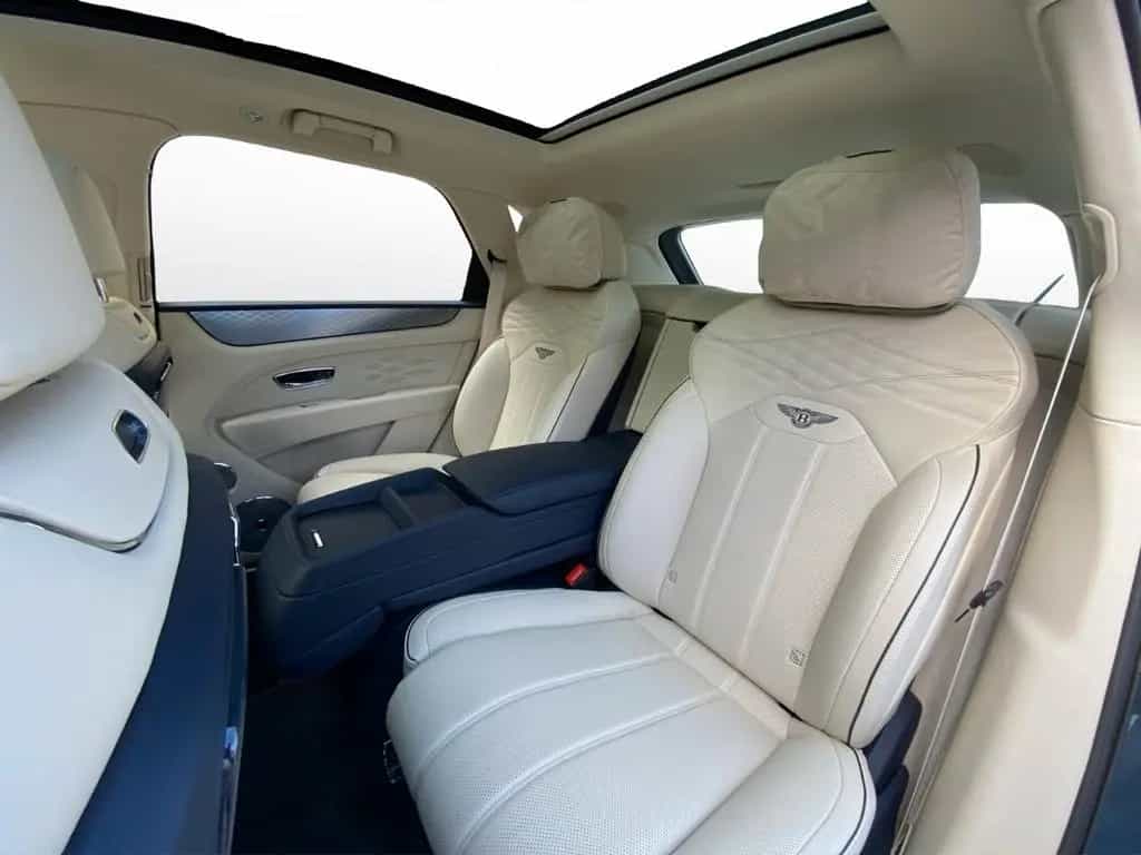 Bentley Bentayga Atelier Edition MY25 07/2025-photo-13