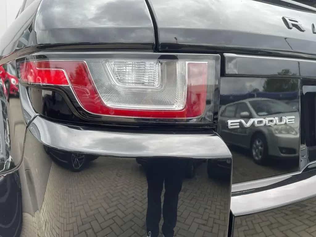 Land Rover Range Rover Rover Evoque SE AUT 4x4 XENON PANO NAVI 01/2019-photo-23