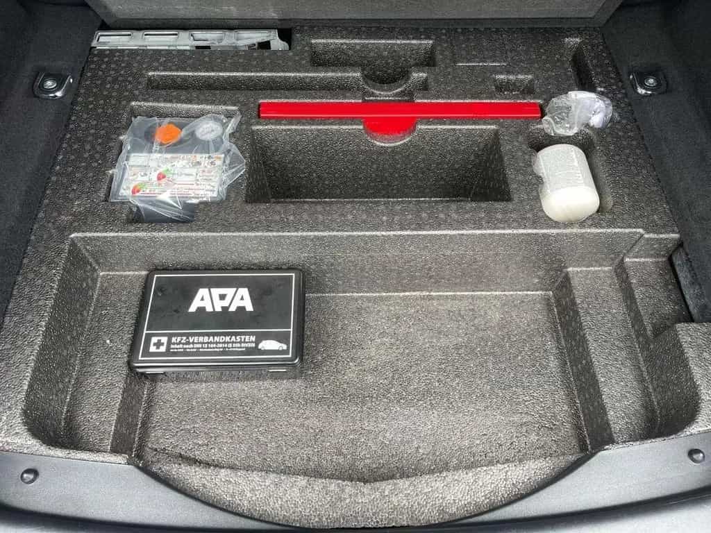 Land Rover Range Rover Rover Evoque SE AUT 4x4 XENON PANO NAVI 01/2019-photo-26