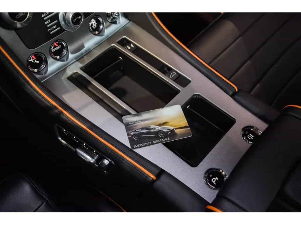 Aston Martin Virage Coupé 6.0 V12 - 1 OF 1000 07/2012-photo-16