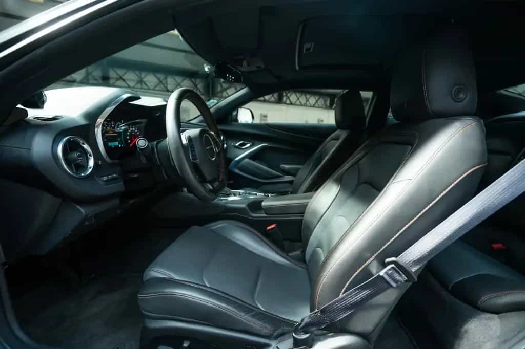 Chevrolet Camaro 6.2 V8 AT 50th Anniversary Edition 05/2017-photo-15