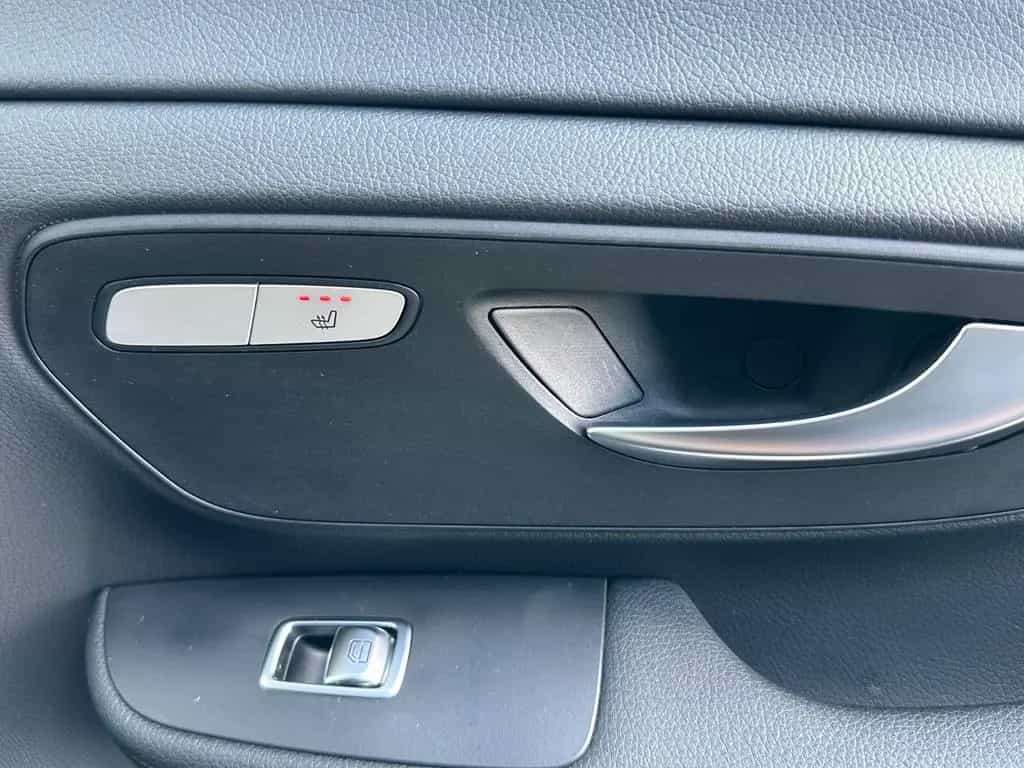 Mercedes-Benz V-Class 220 LANG 9G-TR WEBASTO NAVI MBUX KAMERA 7-SITZ 10/2020-photo-16