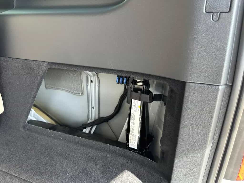 Mercedes-Benz V-Class 220 LANG 9G-TR WEBASTO NAVI MBUX KAMERA 7-SITZ 10/2020-photo-40