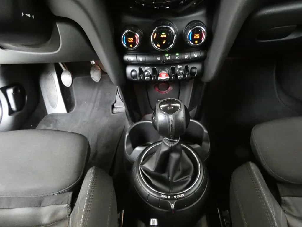 MINI Cooper S Chili*Klimaaut*Sitzheizung*LM 18 12/2014-photo-16