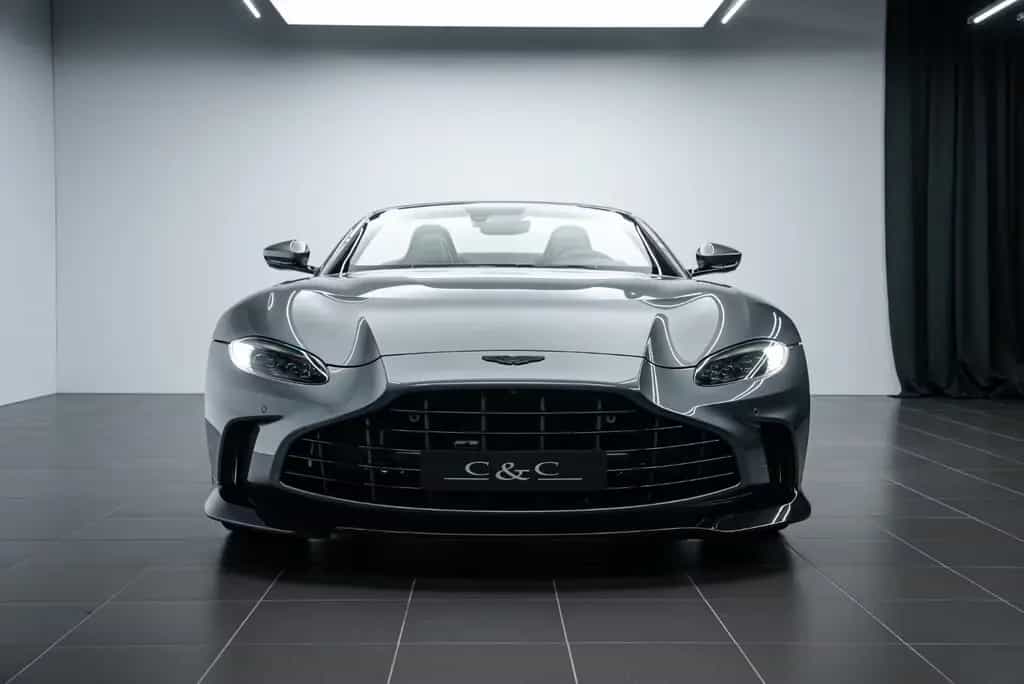 Aston Martin V12 Vantage Roadster TOP GEPFLEGT/CARBON SEAT 02/2023-photo-1