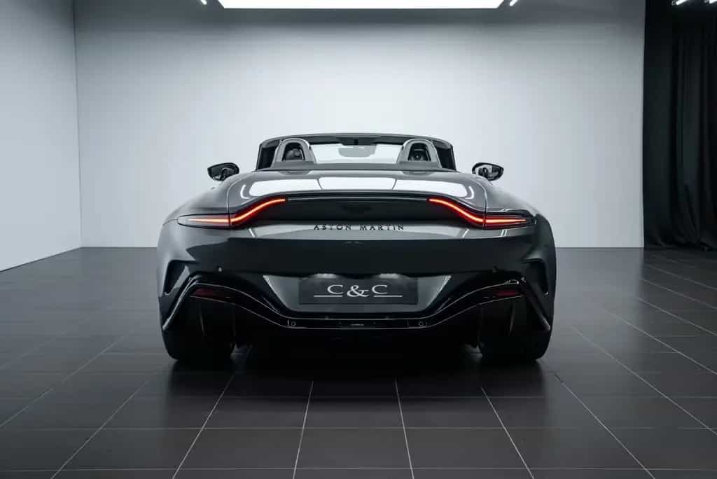 Aston Martin V12 Vantage Roadster TOP GEPFLEGT/CARBON SEAT 02/2023-photo-3