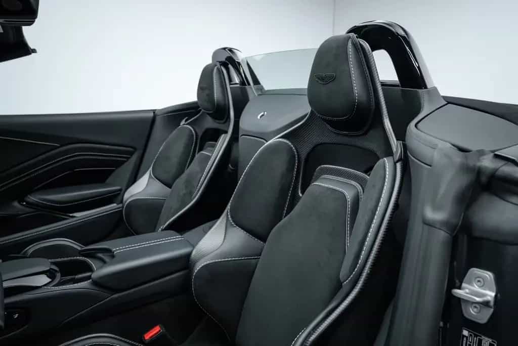 Aston Martin V12 Vantage Roadster TOP GEPFLEGT/CARBON SEAT 02/2023-photo-7