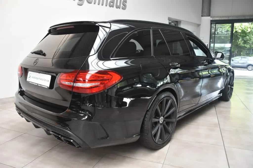 Mercedes-Benz C-Class 63 T-Modell AMG LED Pano Kamera Burmester 08/2016-photo-2