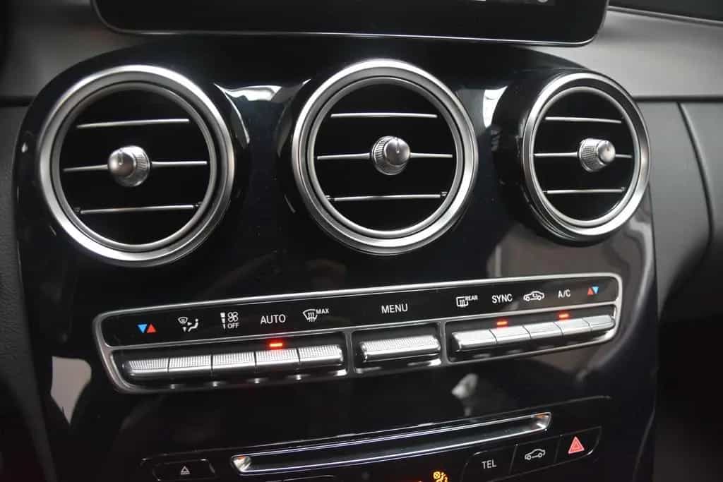 Mercedes-Benz C-Class 63 T-Modell AMG LED Pano Kamera Burmester 08/2016-photo-21