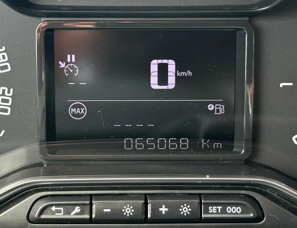 Citroën C3 Aircross Feel PT130 07/2018-photo-11