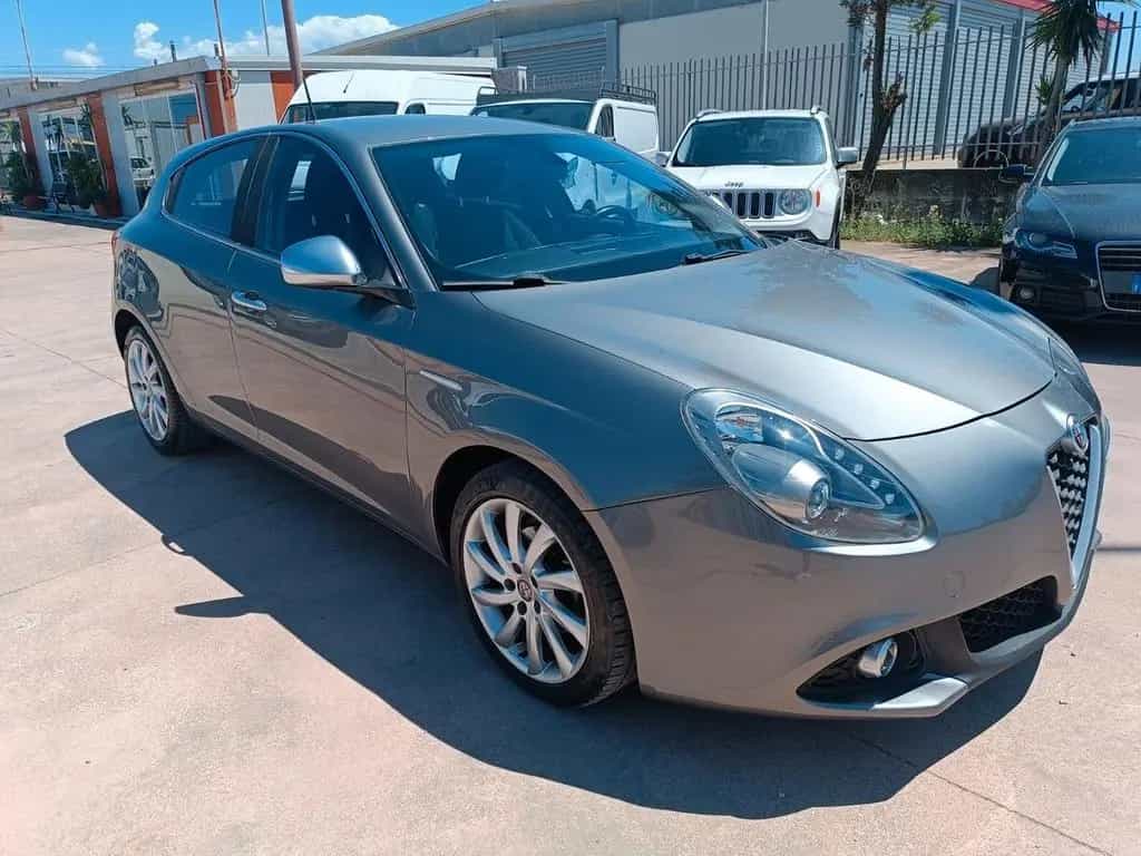 Alfa Romeo Giulietta 1.6 JTDm 120 CV Super 08/2016-photo-1