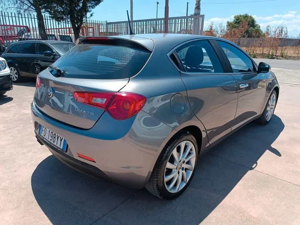 Alfa Romeo Giulietta 1.6 JTDm 120 CV Super 08/2016-photo-2