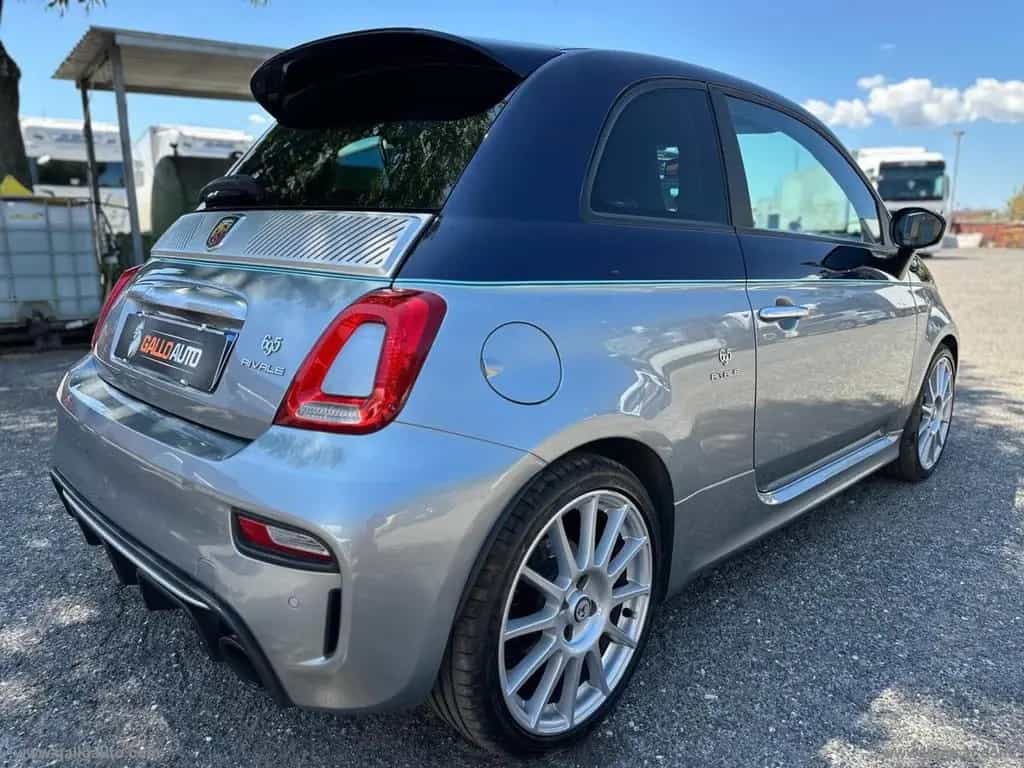 Abarth 695 695 1.4 Turbo T-Jet Rivale 175 Anniv. 01/2018-photo-11