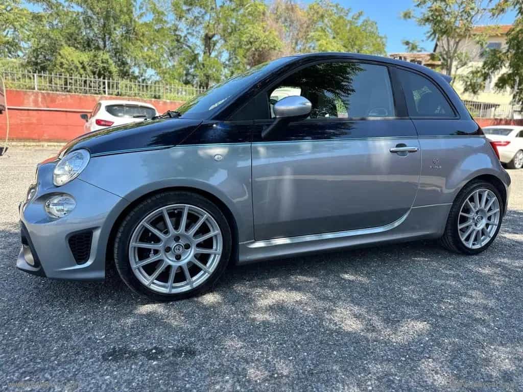 Abarth 695 695 1.4 Turbo T-Jet Rivale 175 Anniv. 01/2018-photo-4