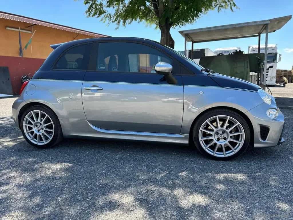 Abarth 695 695 1.4 Turbo T-Jet Rivale 175 Anniv. 01/2018-photo-5