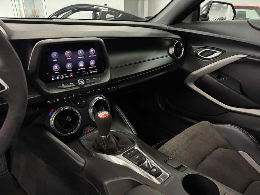 Chevrolet Camaro SS 1LE *6,2l V8 / ZL1 / SCHALTER* 03/2019-photo-19