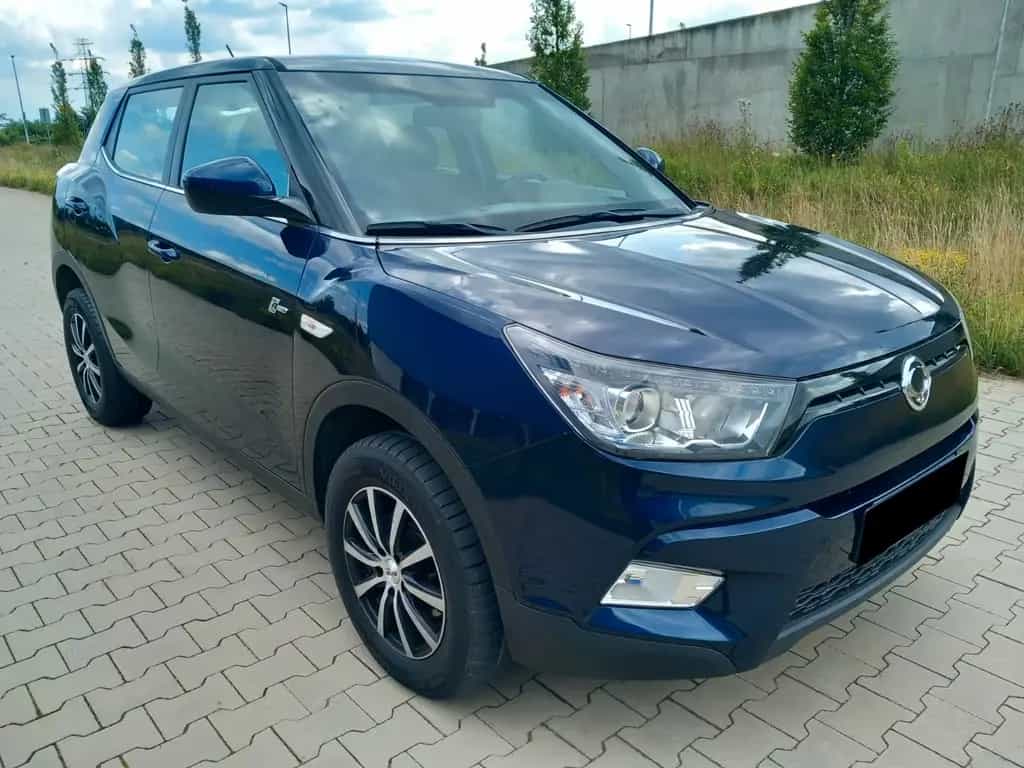 Ssangyong Tivoli 1.6 e-XDi 4WD AUTOMATIK,Kamera,Tempomat 11/2015-photo-0