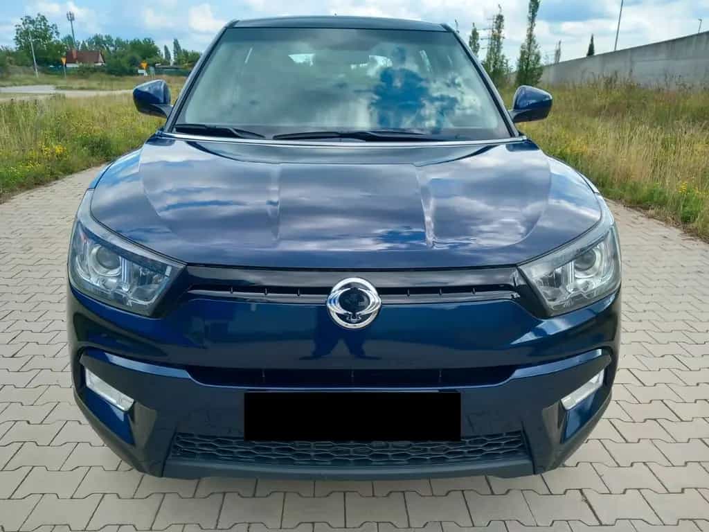 Ssangyong Tivoli 1.6 e-XDi 4WD AUTOMATIK,Kamera,Tempomat 11/2015-photo-1