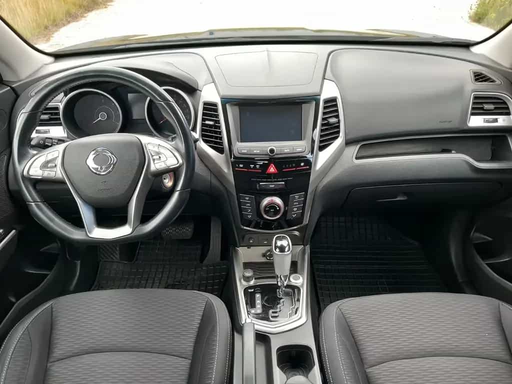 Ssangyong Tivoli 1.6 e-XDi 4WD AUTOMATIK,Kamera,Tempomat 11/2015-photo-6