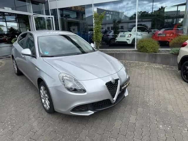 Alfa Romeo Giulietta Basis KLIMA NAVI 06/2021-photo-14
