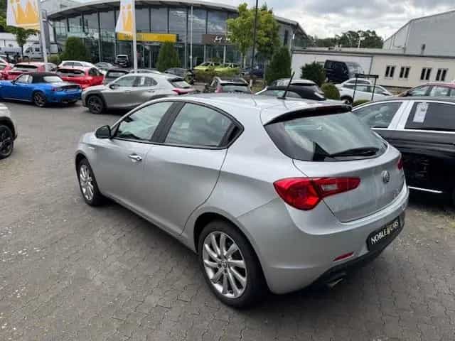Alfa Romeo Giulietta Basis KLIMA NAVI 06/2021-photo-18