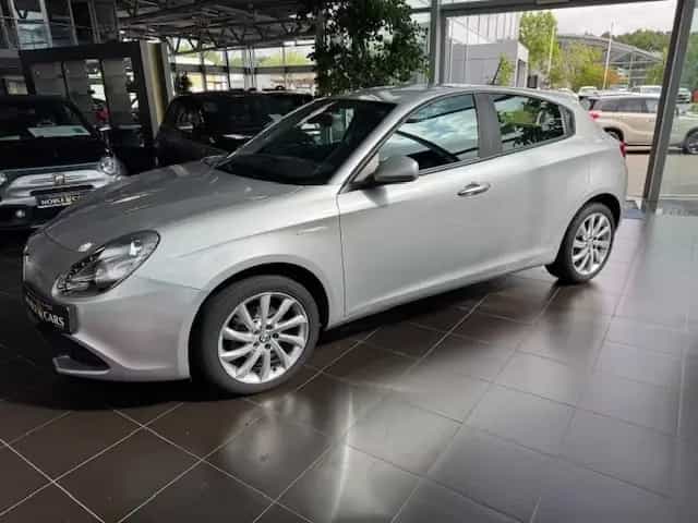 Alfa Romeo Giulietta Basis KLIMA NAVI 06/2021-photo-2