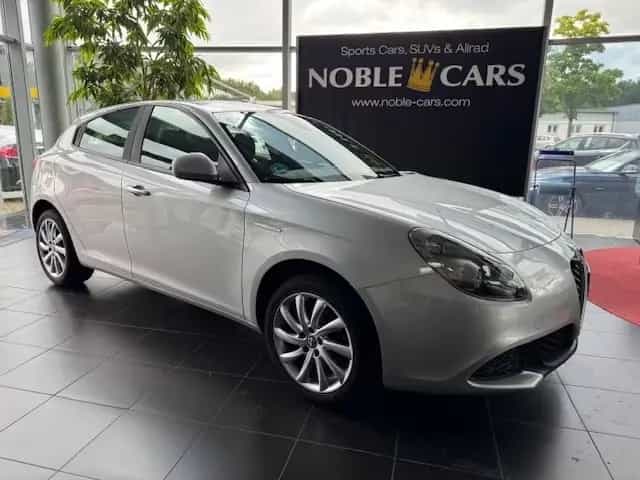 Alfa Romeo Giulietta Basis KLIMA NAVI 06/2021-photo-9