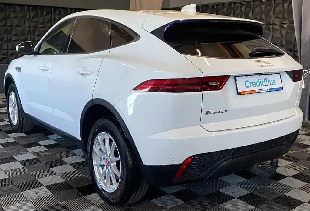Jaguar E-Pace , AHK, Kamera, Navi, LED, TÜV neu 11/2018-photo-4