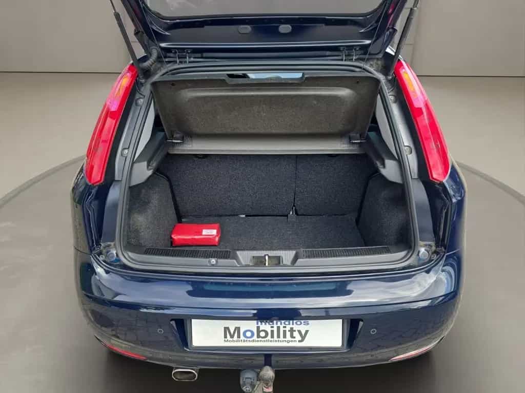 Fiat Punto Lounge SHZ PDC Navi GJR & TÜV NEU AHK 10/2016-photo-12