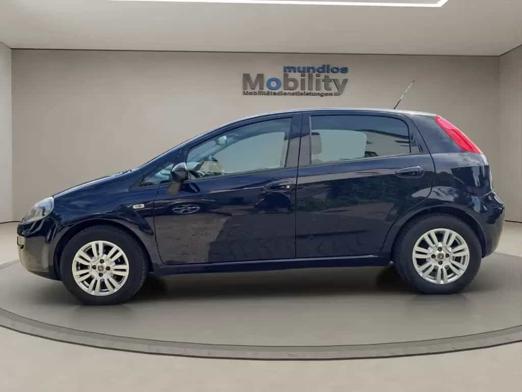 Fiat Punto Lounge SHZ PDC Navi GJR & TÜV NEU AHK 10/2016-photo-2