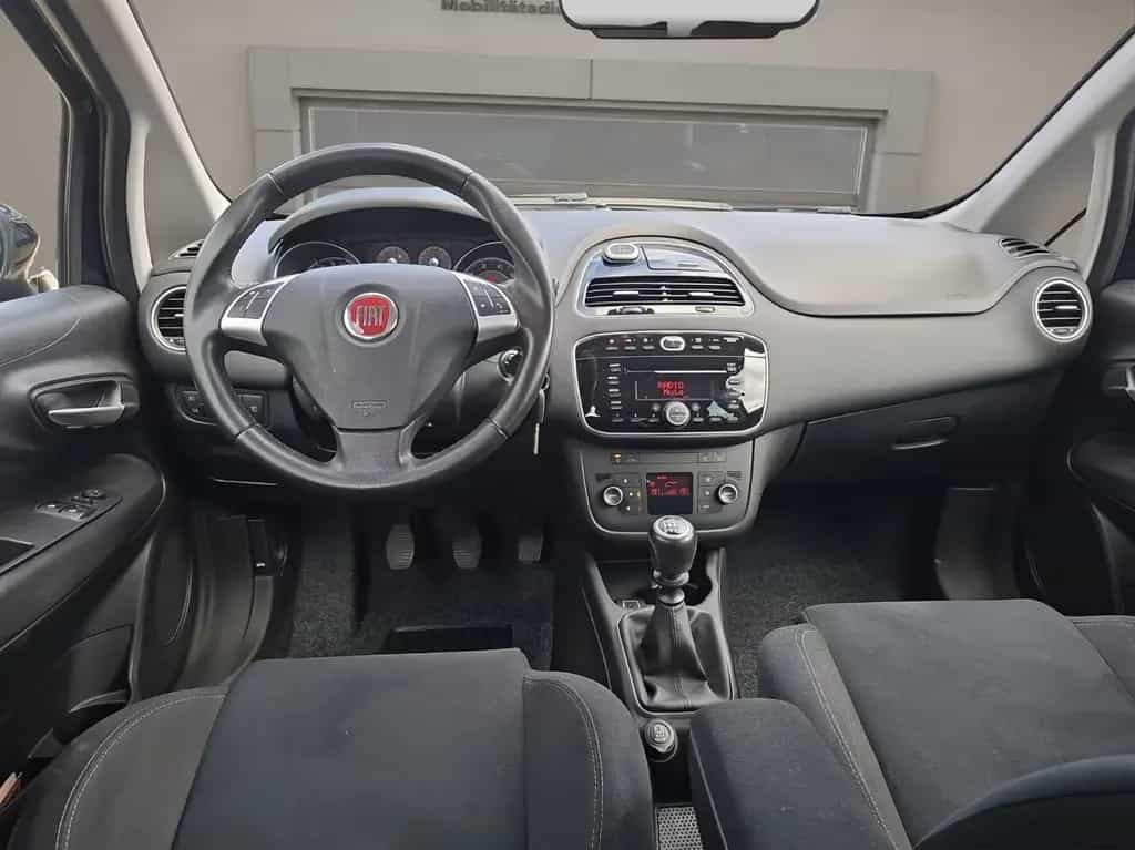 Fiat Punto Lounge SHZ PDC Navi GJR & TÜV NEU AHK 10/2016-photo-4