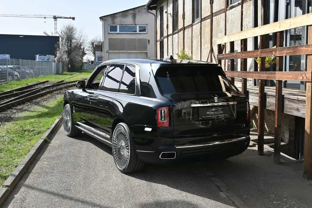 Rolls-Royce Cullinan /24"/Massage/HUD/360°/Panora/Garantie 09/2019-photo-19