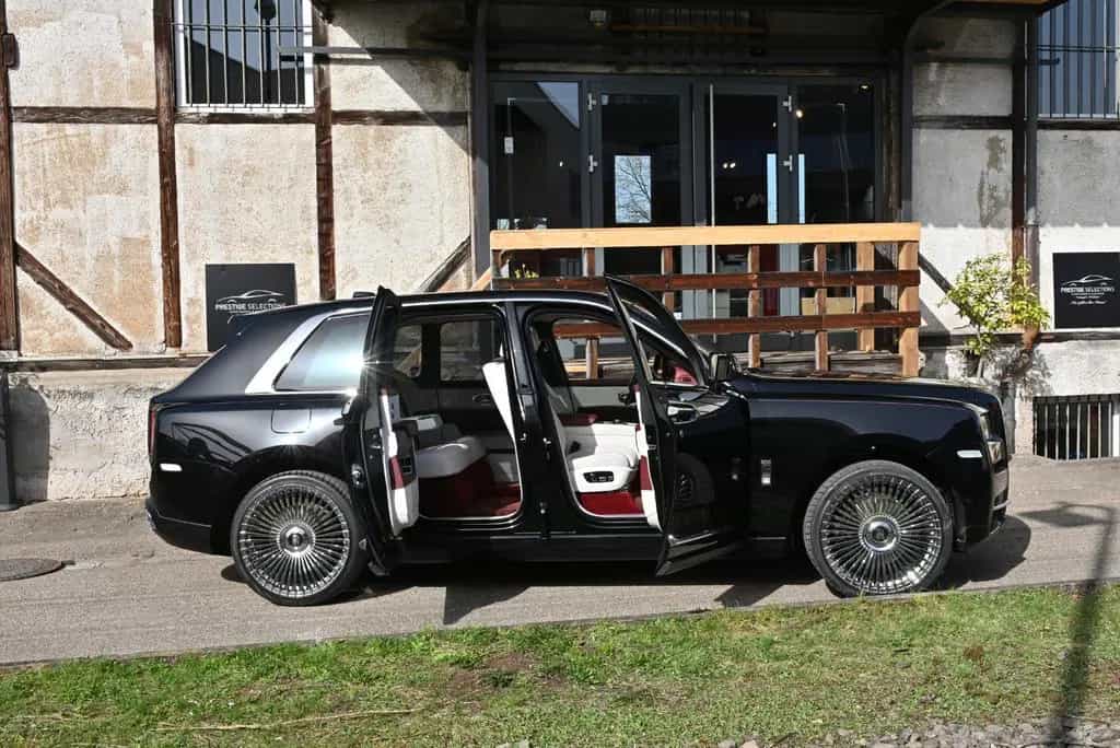 Rolls-Royce Cullinan /24"/Massage/HUD/360°/Panora/Garantie 09/2019-photo-24