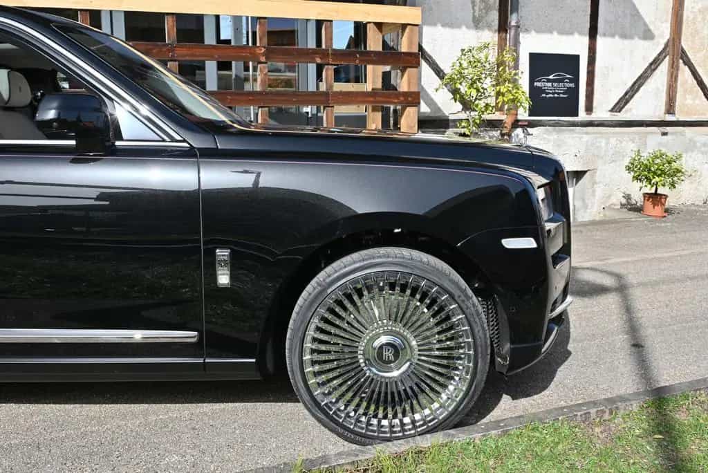 Rolls-Royce Cullinan /24"/Massage/HUD/360°/Panora/Garantie 09/2019-photo-27