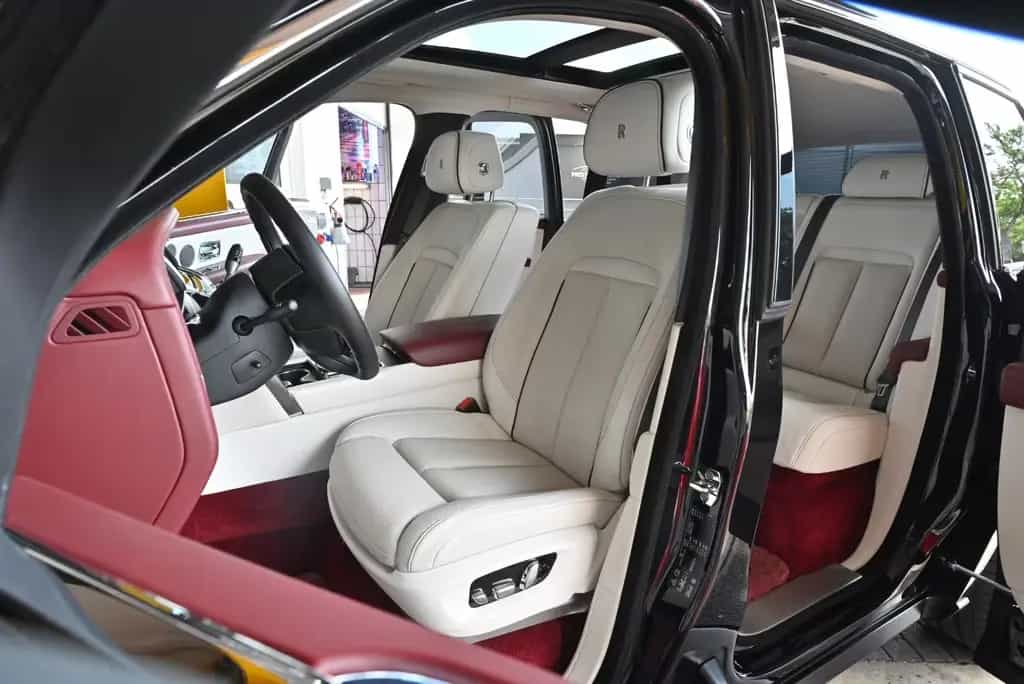 Rolls-Royce Cullinan /24"/Massage/HUD/360°/Panora/Garantie 09/2019-photo-8
