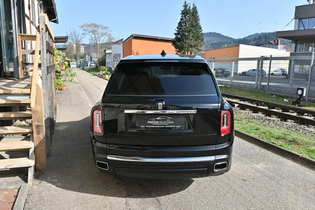 Rolls-Royce Cullinan /24"/Massage/HUD/360°/Panora/Garantie 09/2019-photo-9