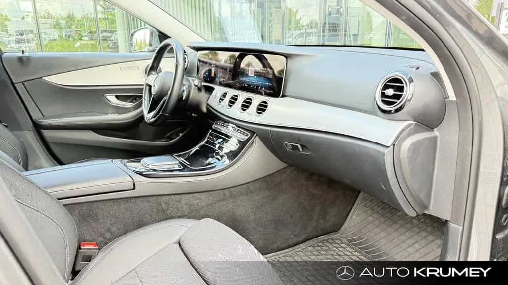 Mercedes-Benz E-Class 220 d 4M T AVANTGARDE+LED+Spur+TotwinkelNavi 03/2022-photo-8