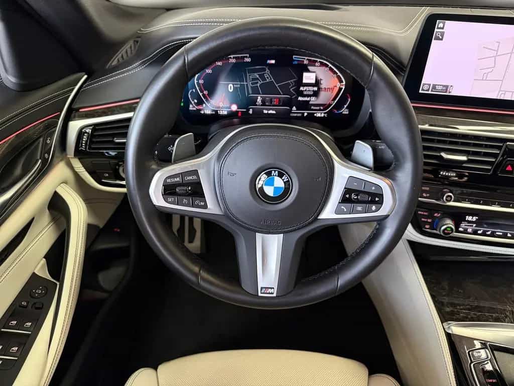 BMW 5 Series Sport*Laser*Navi*Kamera*HUD*LiveCockp 11/2021-photo-11