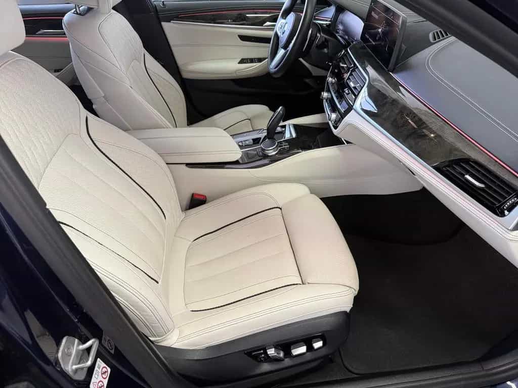 BMW 5 Series Sport*Laser*Navi*Kamera*HUD*LiveCockp 11/2021-photo-16
