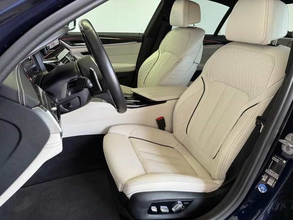 BMW 5 Series Sport*Laser*Navi*Kamera*HUD*LiveCockp 11/2021-photo-19
