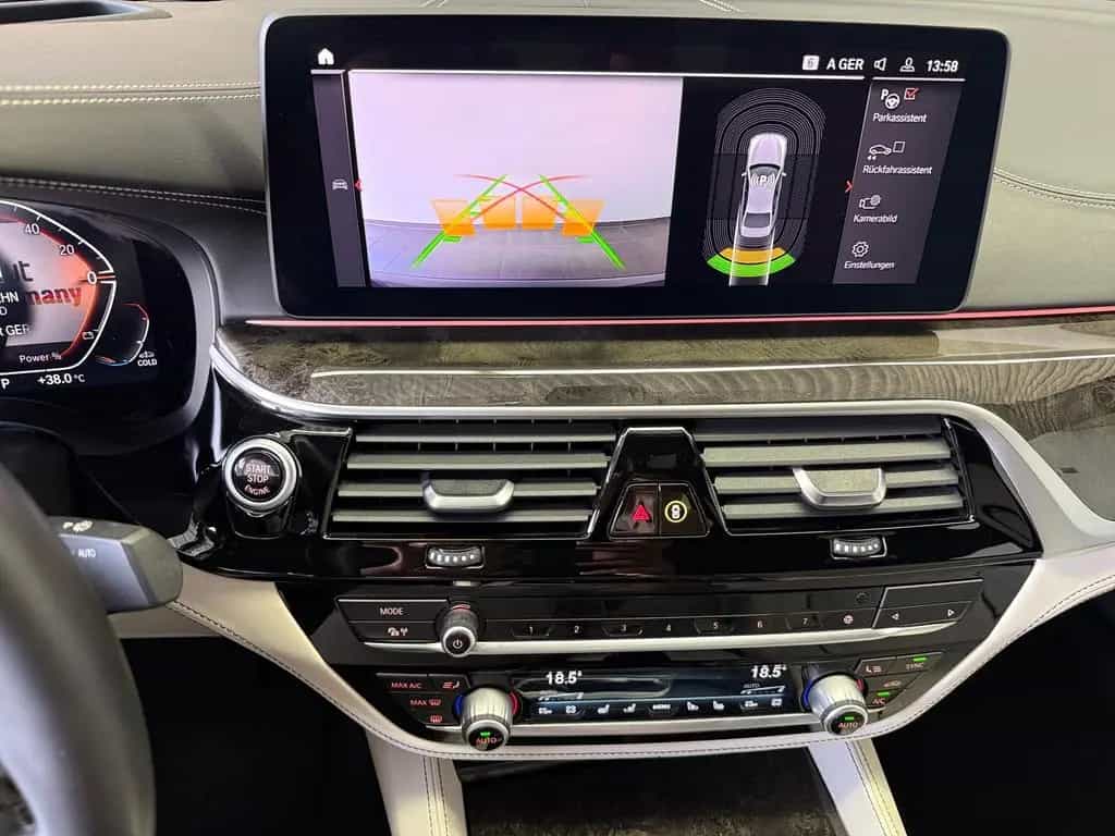 BMW 5 Series Sport*Laser*Navi*Kamera*HUD*LiveCockp 11/2021-photo-24