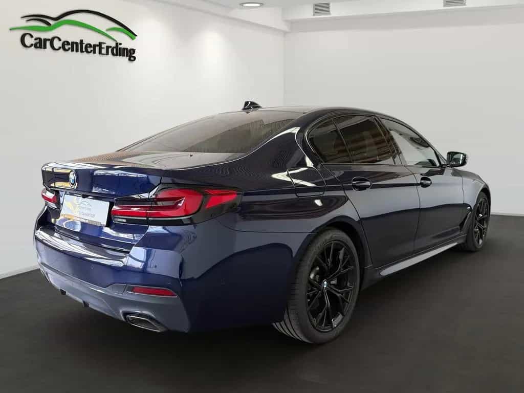 BMW 5 Series Sport*Laser*Navi*Kamera*HUD*LiveCockp 11/2021-photo-3