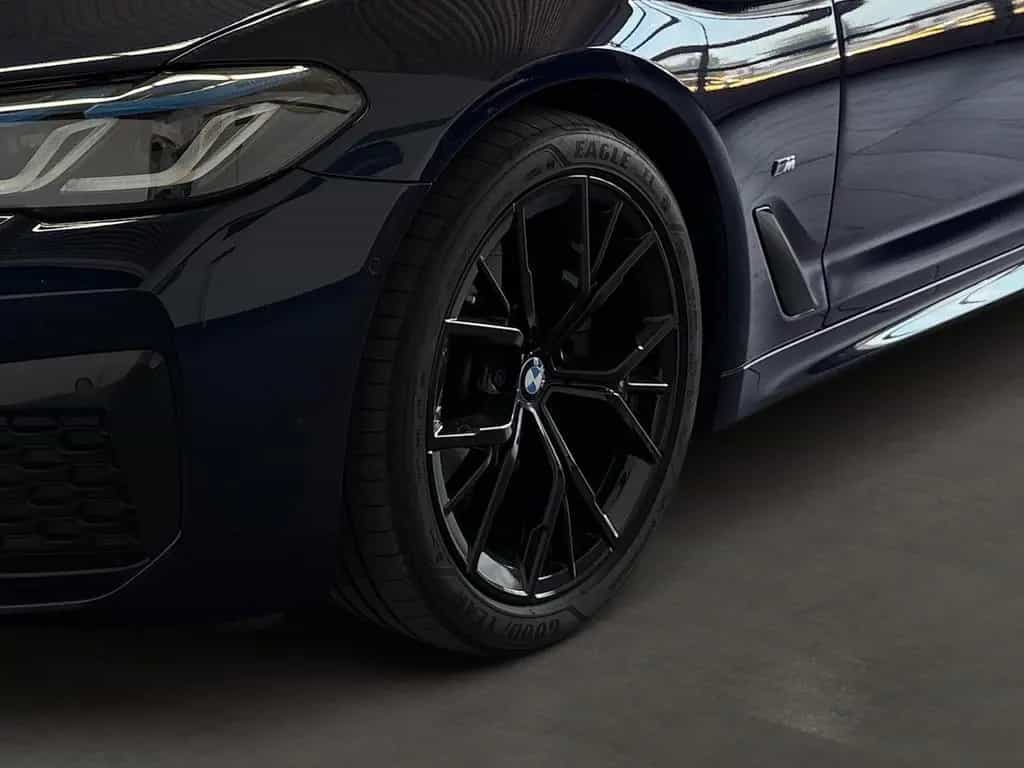 BMW 5 Series Sport*Laser*Navi*Kamera*HUD*LiveCockp 11/2021-photo-7