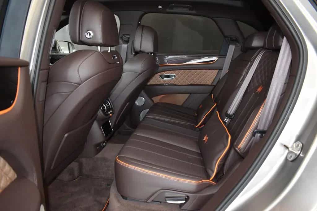 Bentley Bentayga 1/10 - Belgian Equestrian Collection - EDITION 09/2022-photo-11