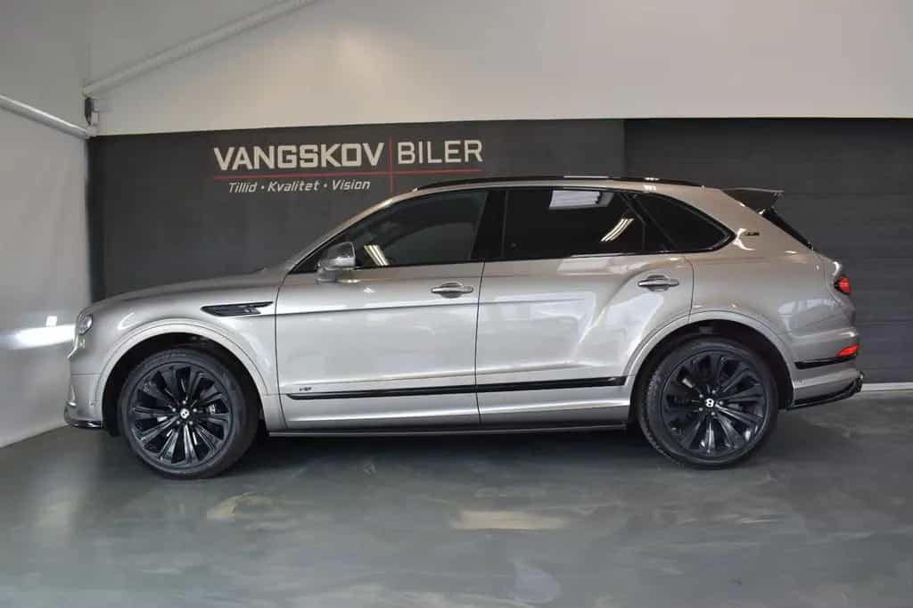 Bentley Bentayga 1/10 - Belgian Equestrian Collection - EDITION 09/2022-photo-3
