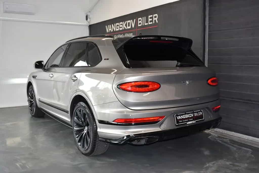 Bentley Bentayga 1/10 - Belgian Equestrian Collection - EDITION 09/2022-photo-4