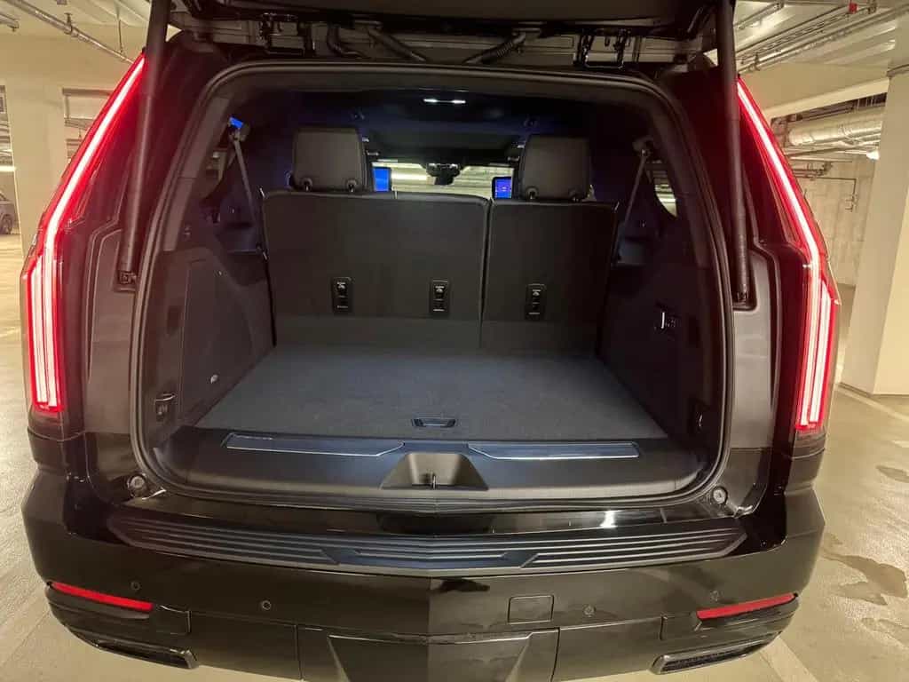 Cadillac Escalade ESV+SPORT+PLATINUM+6.2V8+EU+NEU null-photo-13