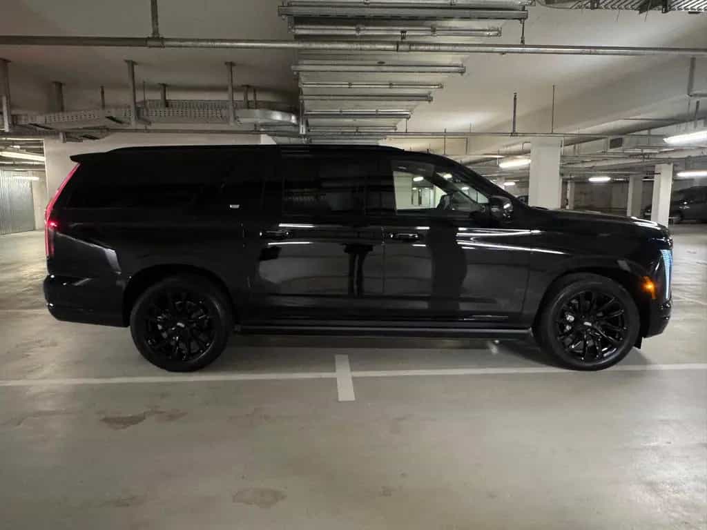 Cadillac Escalade ESV+SPORT+PLATINUM+6.2V8+EU+NEU null-photo-17