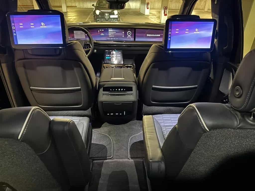 Cadillac Escalade ESV+SPORT+PLATINUM+6.2V8+EU+NEU null-photo-25