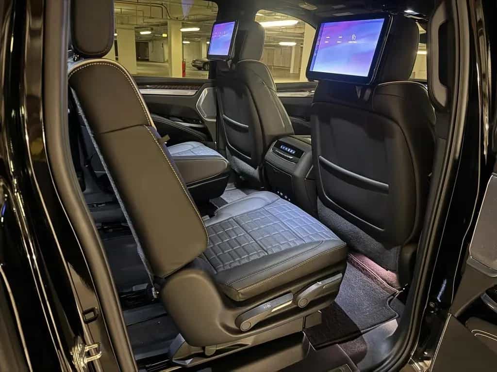 Cadillac Escalade ESV+SPORT+PLATINUM+6.2V8+EU+NEU null-photo-31